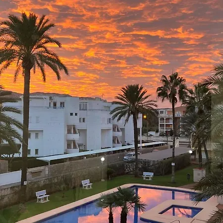 Piso Angeles - 1ra Linea De Playa * 德尼亚